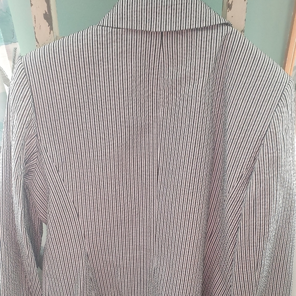 Jones Studio - Picture 2 of 3